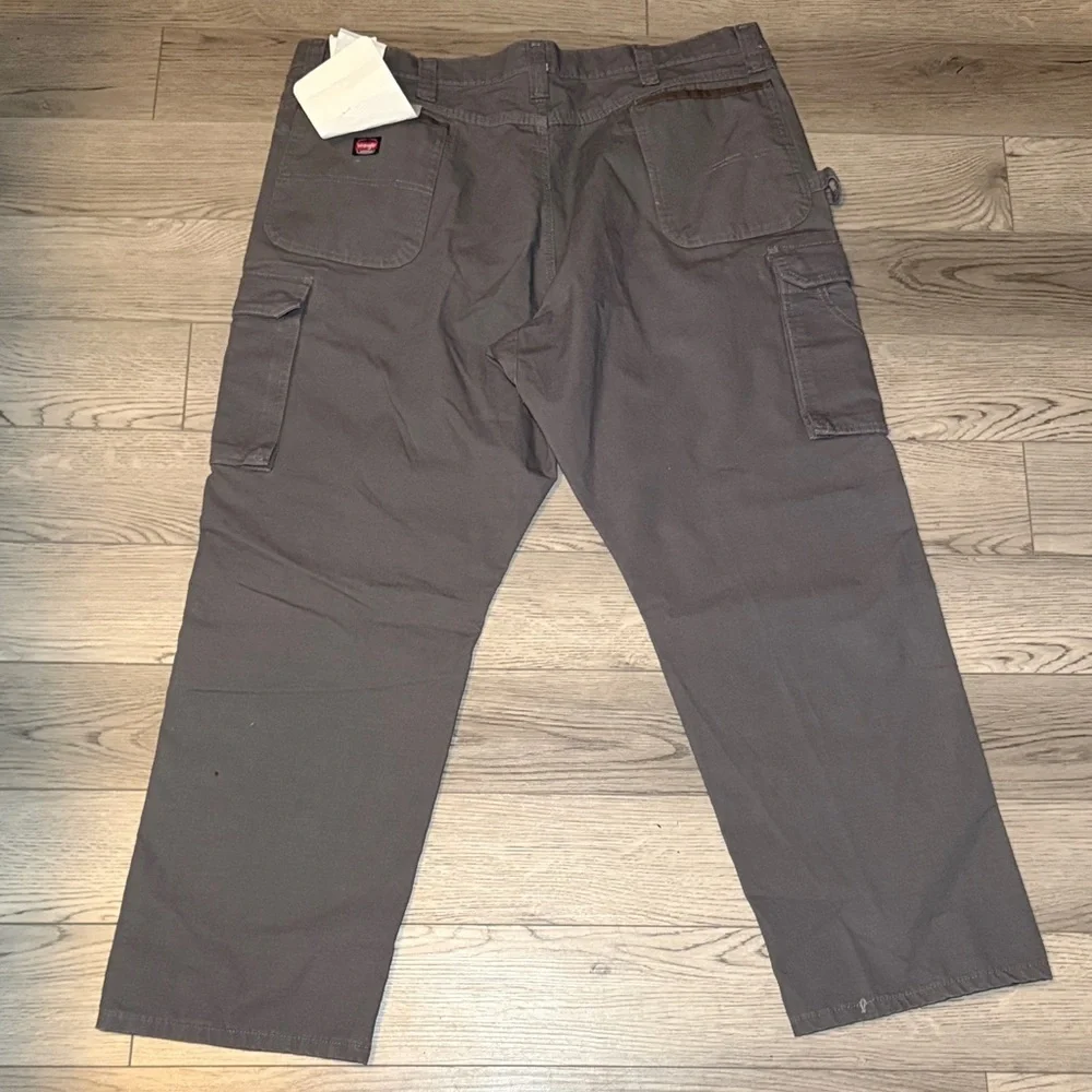 NEW! Wrangler Workwear 42x30 Ranger Pants Gray